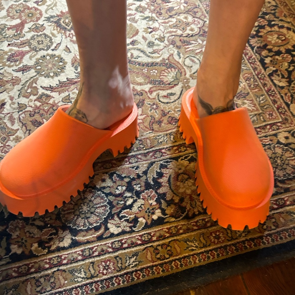 Jeffrey Campbell Bae Platform Orange Slip-On Clogs Rubber Chunky Mule - Picture 10 of 12